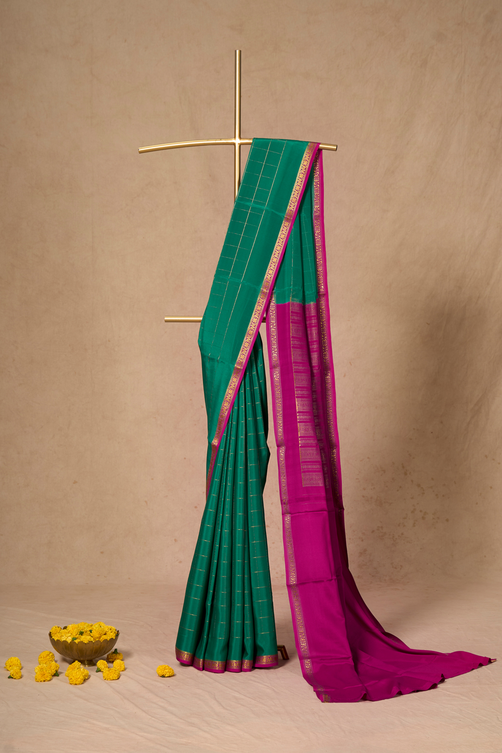 Teal Green Mysore Silk Saree With Pink Pallu